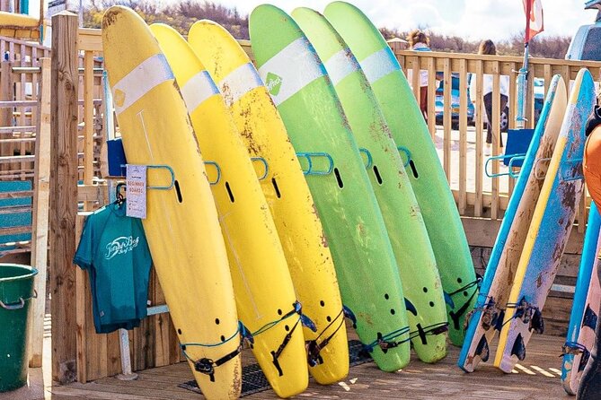Daily Beginner Surf Hire - Starting beside the waves at Fistral Beach