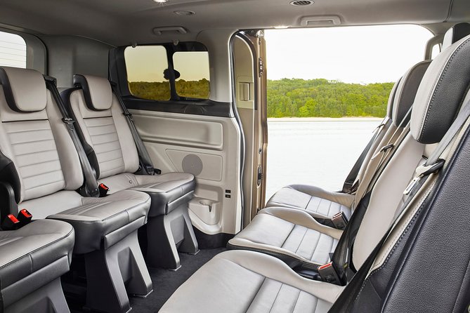 Departure from Central London to Heathrow Airport by Luxury Van - Who Should Book This Transfer