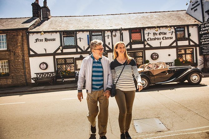 Derbyshire & the Peak District from Manchester - Bakewell, pudding, lunch, and free time