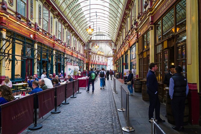 Devour London: Borough Market & Leadenhall Food Tour with Wine - Wine, cheese, and a relaxed finish