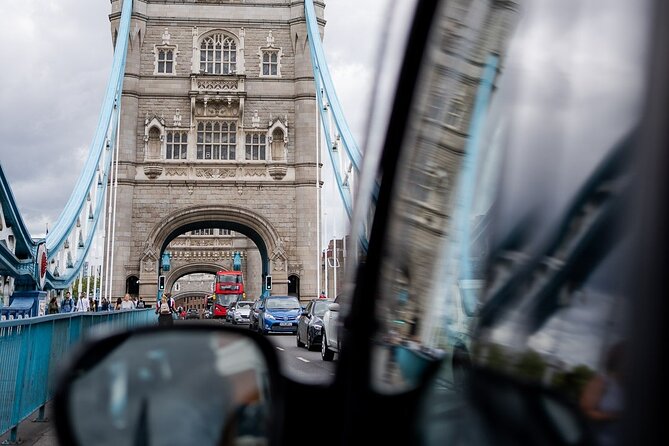 Discover London in a Panoramic Black Cab - St. Paul’s Cathedral anchors the City of London