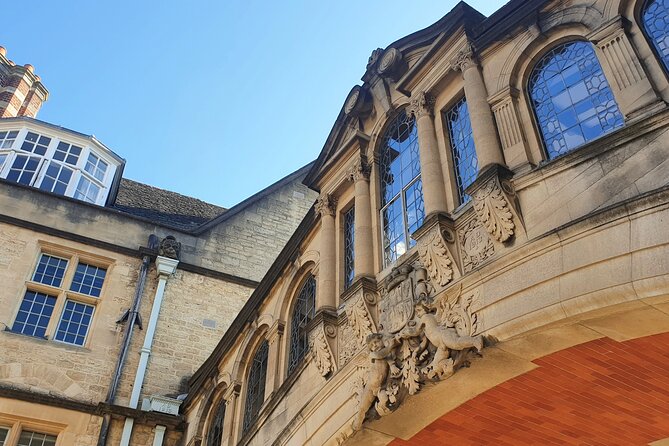 Discover Oxford University with Recent Graduate - The Bridge of Sighs and the Bodleian Library