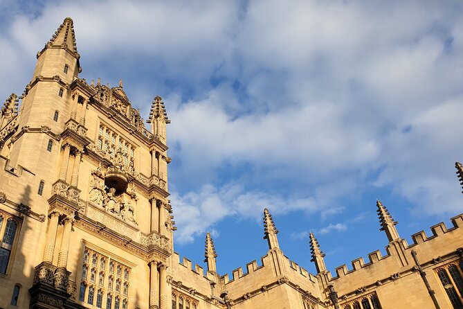 Discover Oxford University with Recent Graduate - St. Mary’s Church and the Narnia passage
