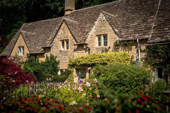 Discover the Secrets of the Cotswolds Private Tour Experience - Stow-on-the-Wold and the Tolkien door