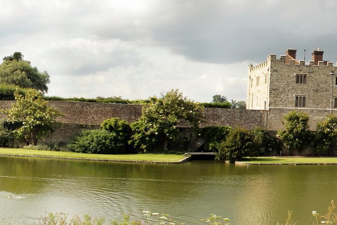 Dover Shore Excursion:Post-Cruise Tour to London via Canterbury and Leeds Castle - Leeds Castle: three hours on islands in a lake