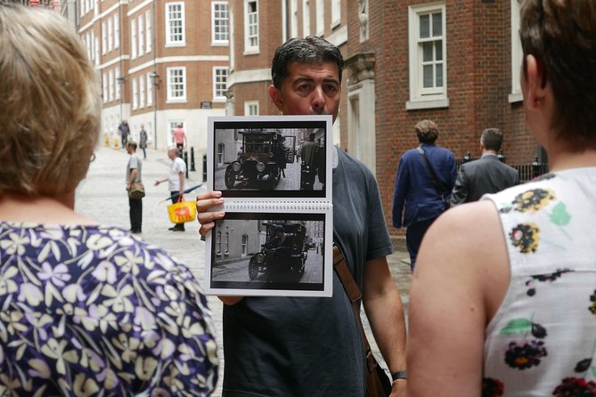 Downton Abbey London Walking Tour - Starting at Temple Station and Middle Temple Hall
