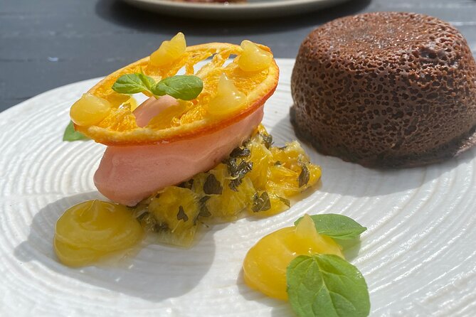 Durham Food Tour - Three hours of independent restaurants and food stops