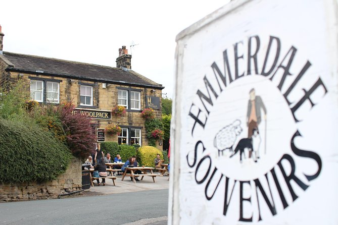Emmerdale Classic Locations Bus Tour from Leeds - What Makes This Emmerdale Tour Worth Considering