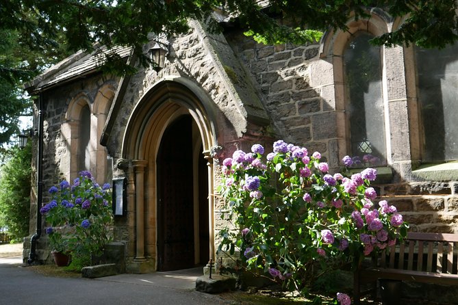 Emmerdale Classic Locations Bus Tour from Leeds - Emmerdale Farm and the Other Classic Sites