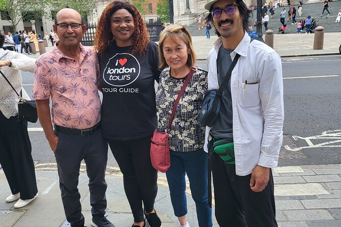 Exciting Full Day Walking Tour - See All London Sites - Borough Market and the food break