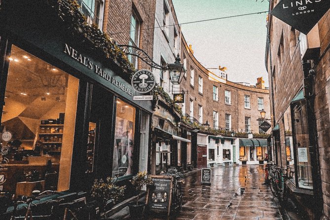 Explore Cambridge Student Life & Top Colleges Walking Tour - Starting at Cambridge Market Square