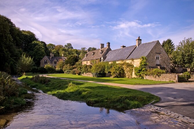 Explore the Cotswolds (Private Day Tour from London) - Bladon and Woodstock: Churchill before the cottages