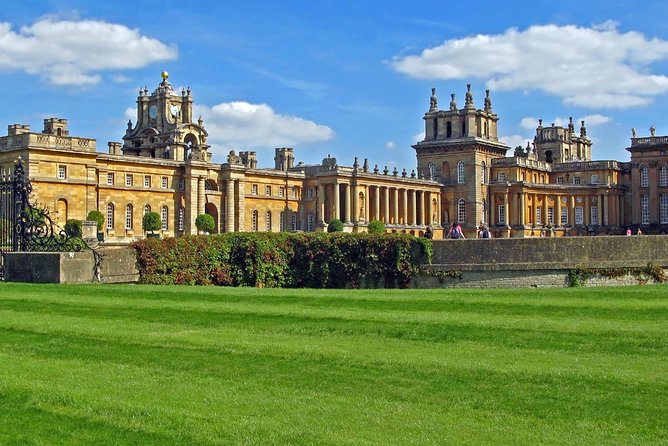 Extended Cotswolds Visit and Blenheim Palace with Cream Tea - Guides can make or break the day