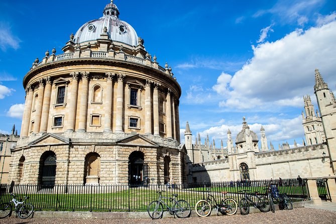 Extended: Oxford University & City Tour With Christ Church - Why a student guide changes the Oxford experience