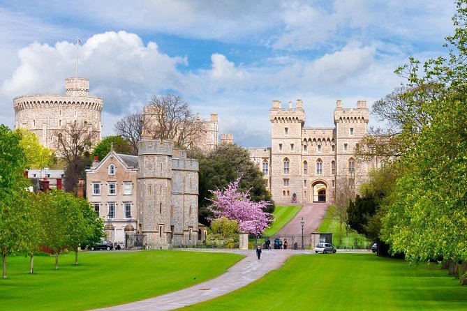 Extended visit: Windsor Castle & Stonehenge - Food, timing, and the real cost