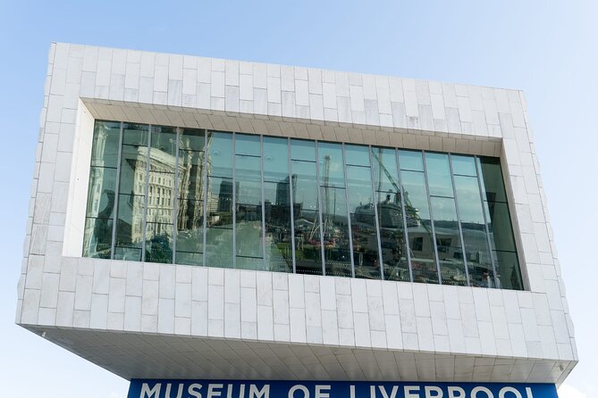 Football Experience With A Local Host In Liverpool - Rain, walking, and extra costs