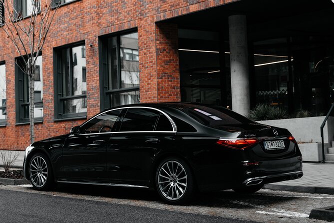 From Heathrow Airport to Southampton Private Chauffeur Service - Who Should Book This Heathrow Transfer?