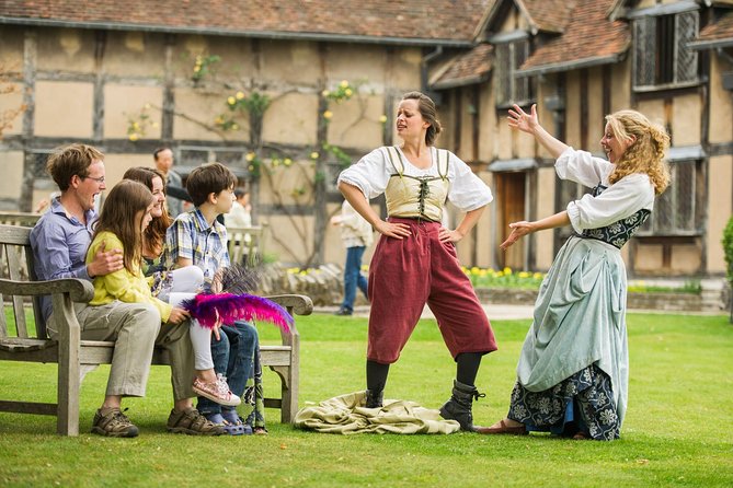From London: Shakespeare's Stratford-upon-Avon Day Trip by Coach - Anne Hathaway’s Cottage and the extra walk