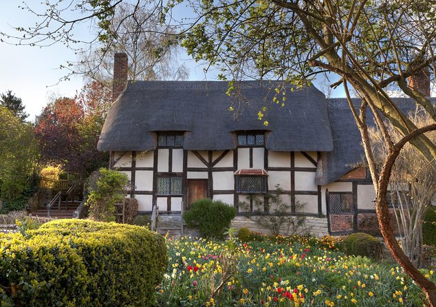 From London: Shakespeare's Stratford-upon-Avon Day Trip by Coach - What happens with the Cotswolds?