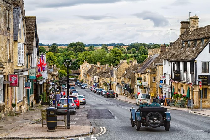 From London: Shakespeare's Stratford-upon-Avon Day Trip by Coach - Timing, meals, and comfort on a 10-hour day