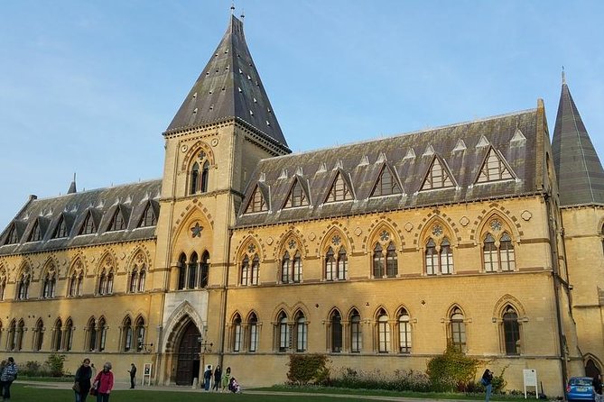 From London: Small-Group Cotswolds Villages Day Tour - Burford, the gateway with limited time