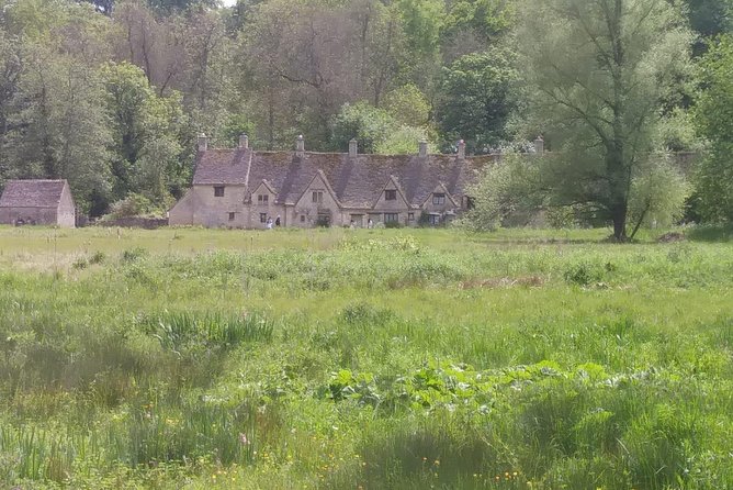 From London: Small-Group Cotswolds Villages Day Tour - What the free time really gives you