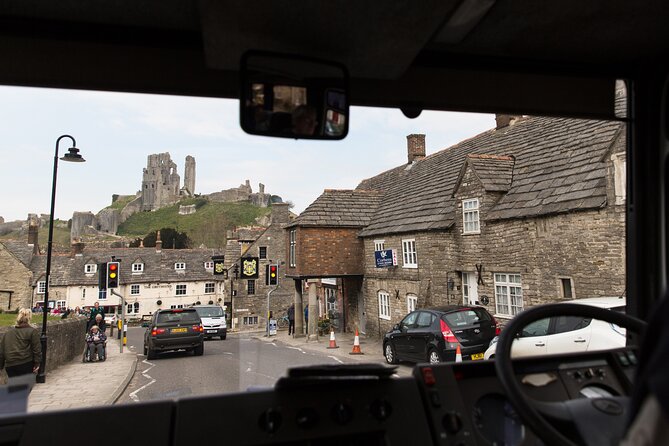 Full Day Jurassic Coast Mini-Coach Tour from Bournemouth - How good is the commentary?