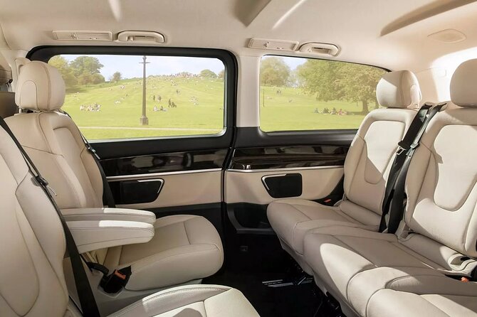 Gatwick to Southampton Private Taxi Transfers - A private vehicle for up to three people