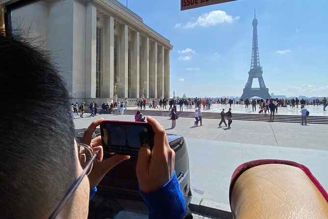 Guided Luxury Paris Day Trip with Optional Lunch at the Eiffel Tower - The Seine cruise and its mixed value
