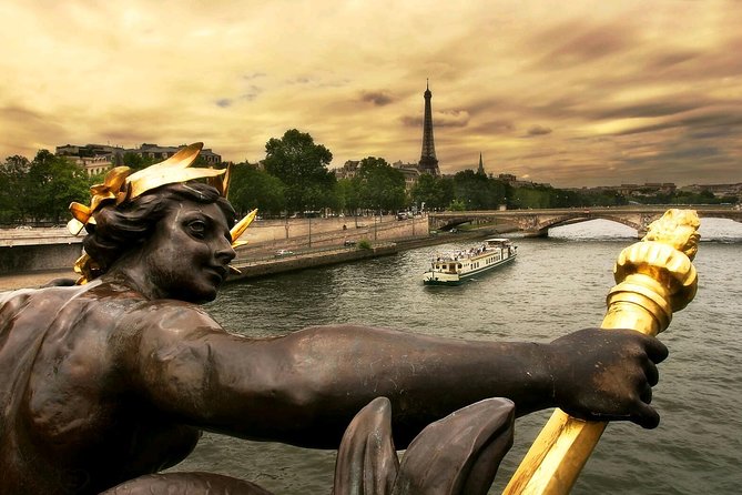 Guided Paris Day Trip from London by Train with Seine Cruise - Paris by coach: famous sights, quick views