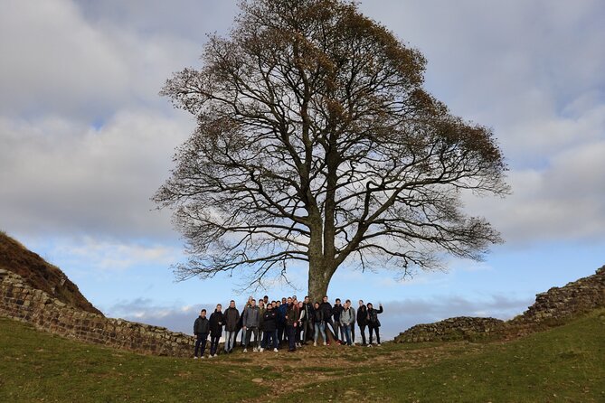 Hadrian's Wall Day Tour - A guided walk of the Roman Frontier - Vindolanda and the daily work behind the wall