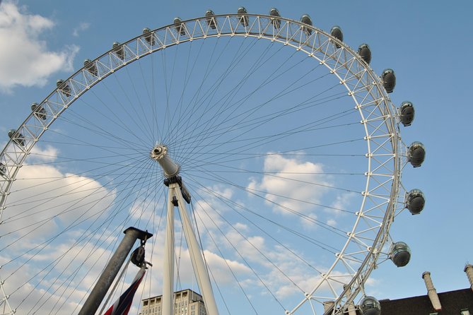 Half-Day Private Chauffeur-Driven Tour of London - Buckingham Palace and Trafalgar Square