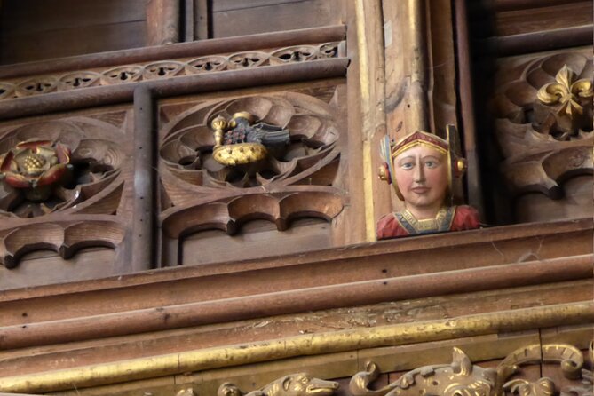 Hampton Court Palace Private Guided Tour - The Haunted Gallery and Henry’s fifth wife