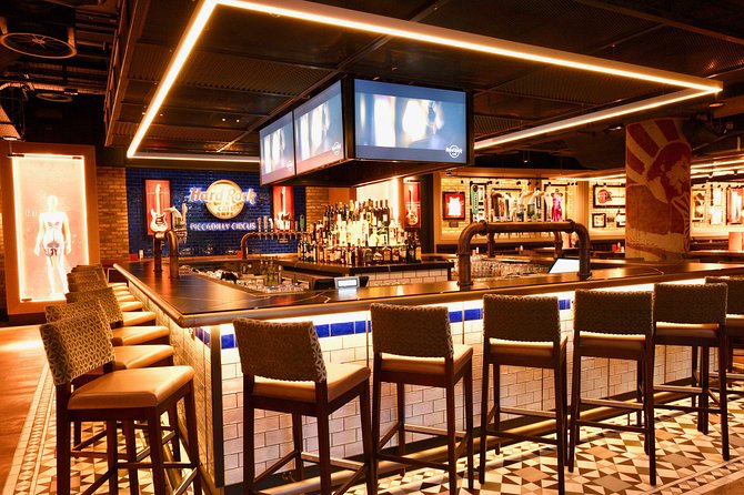 Hard Rock Cafe Piccadilly Circus with Set Menu for Lunch or Dinner - Is $43.99 a fair London price?