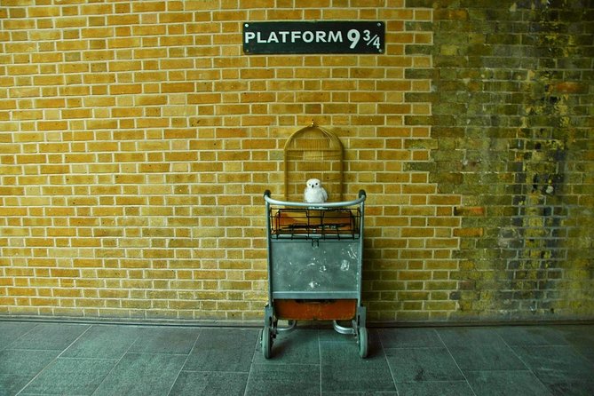 Harry Potter Film Location Walking Tour & Thames River Cruise - Borough Market and London Bridge