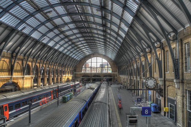 Harry Potter Film Locations Guided Walking Tour - Westminster Tube Station and the city between stops