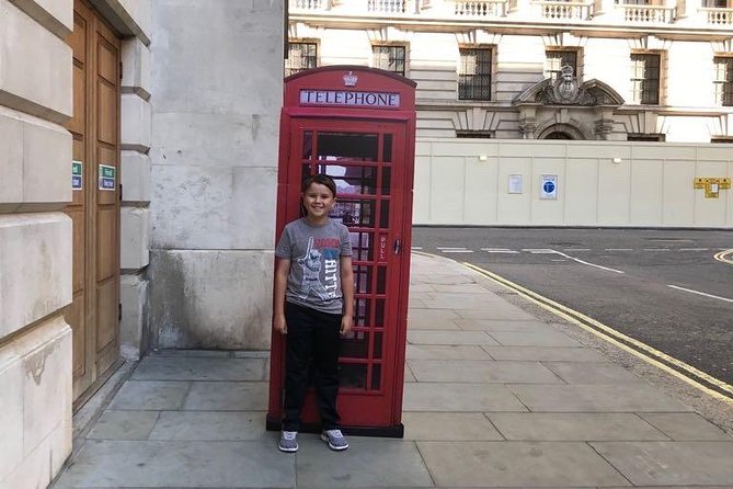 Harry Potter Filming Locations: Private Black Cab Tour in London - The guides make the difference