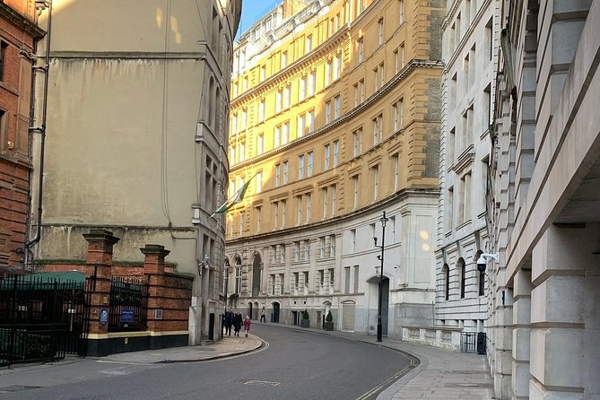 Harry Potter London Small Group Walking Tour - Leadenhall Market and the first Leaky Cauldron