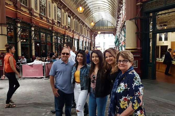 Harry Potter - Private London Taxi Tour - The Leaky Cauldron and Platform 9 ¾