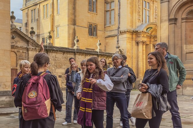 Harry Potter Walking Tour of Oxford Including New College - Radcliffe Camera and the rules behind the grand façade