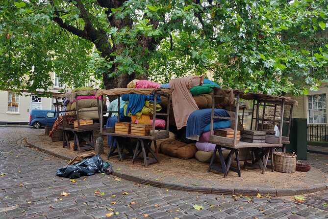 Headphoned Tour: Discover Bath & Bridgerton with Music - Abbey Green begins the story