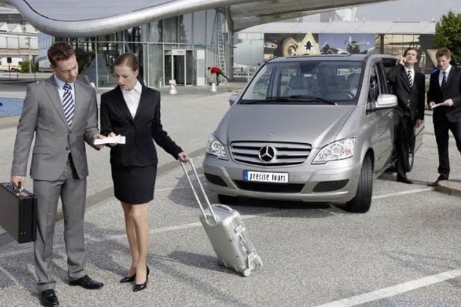 Heathrow London Airport Taxi Transfer To London Hotels - The Mercedes ride to your London hotel