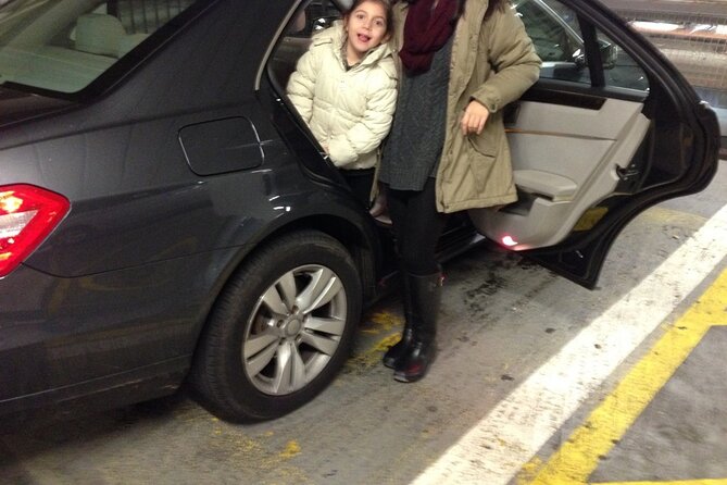 Heathrow transfer from London hotel (Extra Luggage) - The Ride Through London to Heathrow
