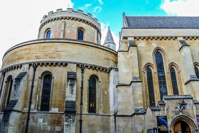 Hidden London Walking Tour - The appeal of a short walk through central London