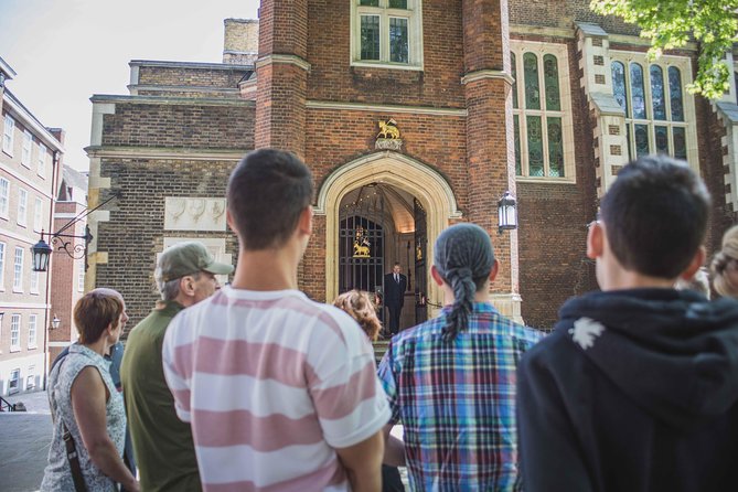 Hidden London Walking Tour - St Bride’s Church and the wedding cake story