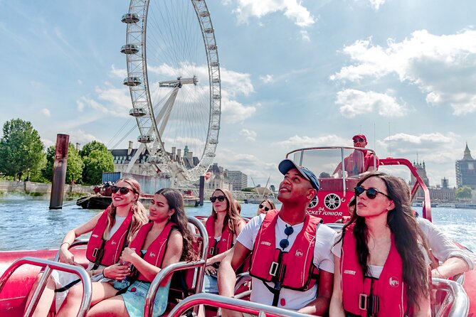 High-Speed Thames River Speedboat in London - What the small boat does better