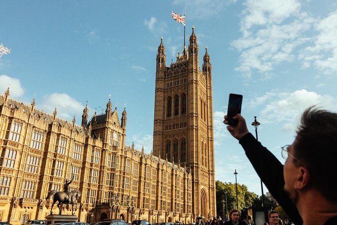 Highlights & Hidden Gems With Locals: Best of London Private Tour - What the Price Really Buys You