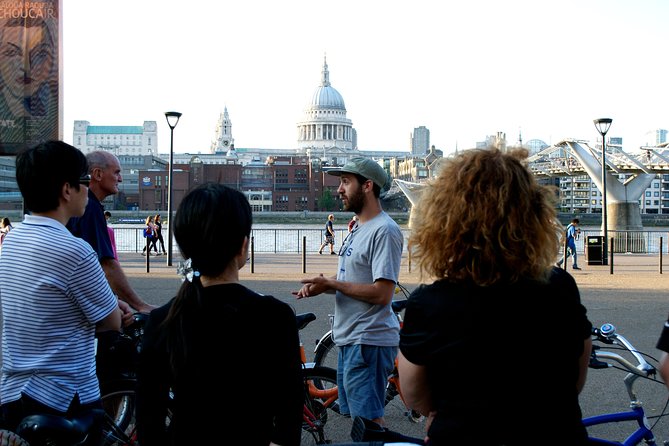 Highlights of Royal London Bike Tour with River Cruise Package - Shakespeare’s Globe and the return to Southwark