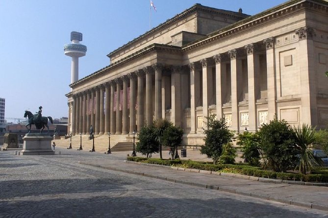 History Guided Tour of Liverpool and the Beatles - Liverpool ONE and the changing city center