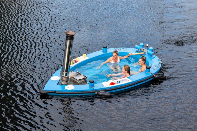 Hot Tub Boat Tour in London - London's most unique tour - What the 75-Minute Cruise Feels Like